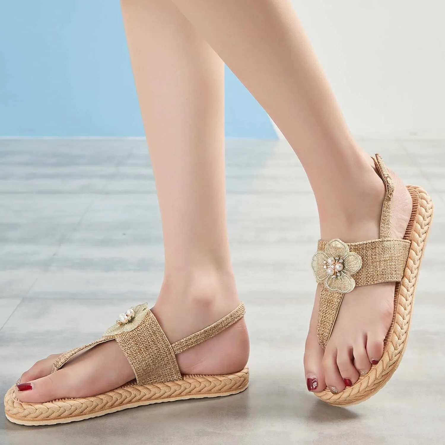 Women's Bohemian Thong Sandals Summer Clip Toe Beach Shoes Comfort Walking Flip Flops Flower Decor Boho Flats Sandal 2025 New